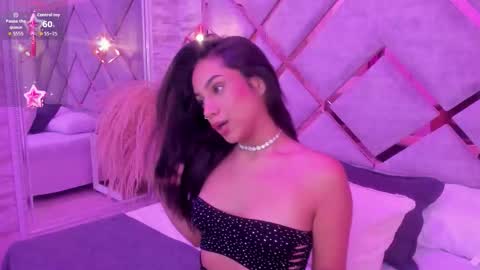 Nicole online show from 02-18-26, 12:23