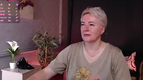 Nika online show from 07-12-26, 05:20