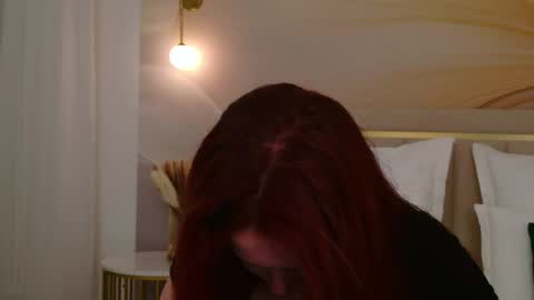 Nika online show from 04-15-26, 02:40