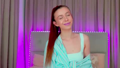 Nika online show from 03-15-26, 07:42