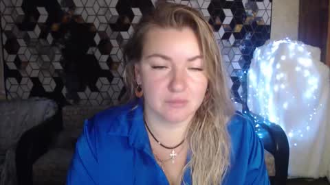 Nika online show from 11-19-25, 08:20