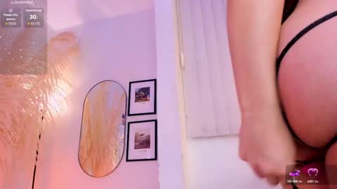 NIKA online show from 10-12-25, 01:15