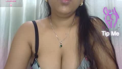 Nike online show from 12-04-25, 05:50