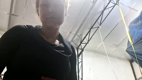 Snapshot of nikhannah chatting on 11-02-25, 01:57 nikhannah online show from 11-02-25, 01:57