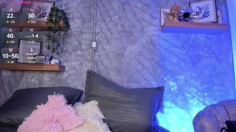    online show from 01-18-26, 07:06