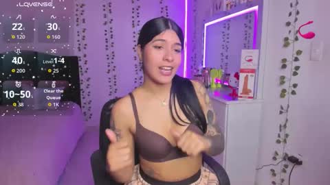 Niki online show from 02-24-26, 01:03