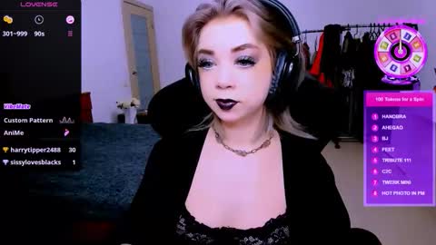 nikigoddesss online show from 04-11-26, 02:38