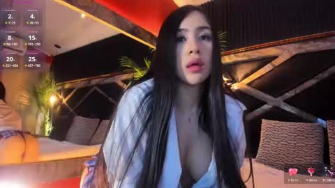 nikii_white online show from 12-04-24, 08:51