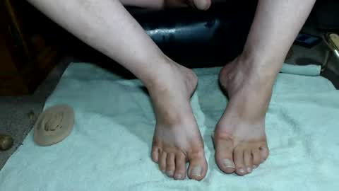 Snapshot of nikisissyfeet chatting on 06-26-26, 10:36 nikisissyfeet online show from 06-26-26, 10:36