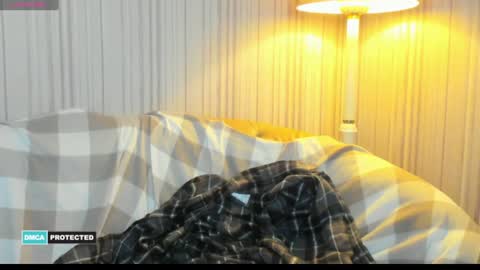 Snapshot of nikistorming chatting on 12-28-24, 11:05 Niki online show from 12-28-24, 11:05