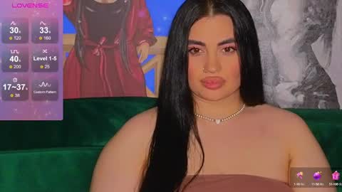 Snapshot of nikki_kardashian chatting on 12-09-24, 11:24 Nikki Kardashian online show from 12-09-24, 11:24