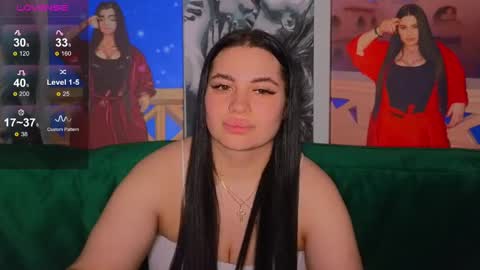 Snapshot of nikki_kardashian chatting on 01-08-25, 10:37 Nikki Kardashian online show from 01-08-25, 10:37