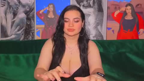 Snapshot of nikki_kardashian chatting on 01-17-25, 11:07 Nikki Kardashian online show from 01-17-25, 11:07