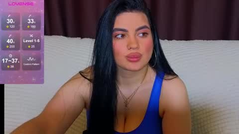 Snapshot of nikki_kardashian chatting on 02-08-25, 02:26 Nikki Kardashian online show from 02-08-25, 02:26