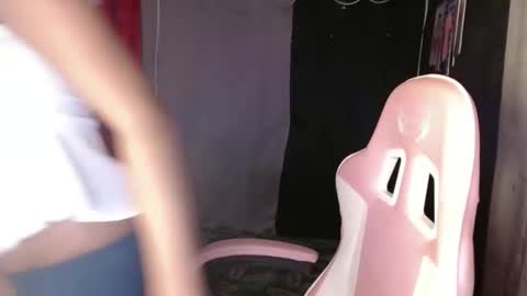 nikkie online show from 01-12-25, 09:19