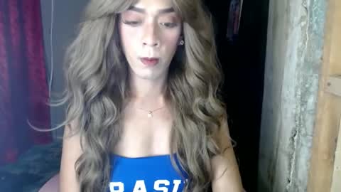 nikkie online show from 01-20-25, 04:55