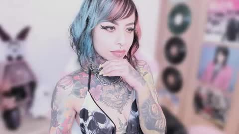 Nikki Ramone   online show from 02-04-26, 10:32