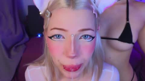 Snapshot of nikkisilk chatting on 05-11-26, 09:45 Stassy Krissy Aria Lina online show from 05-11-26, 09:45