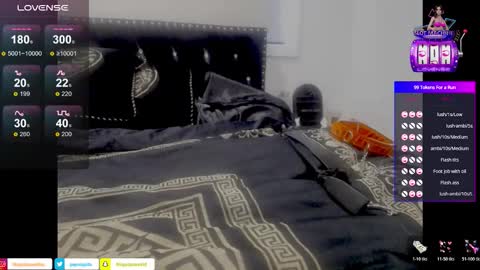 Niquita Sparkles online show from 04-17-26, 05:43