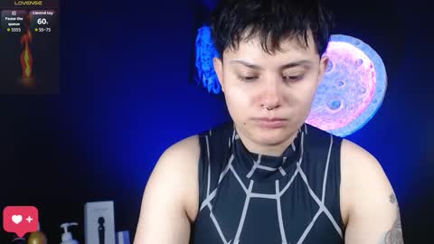 Nikky online show from 09-30-25, 01:49