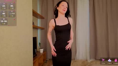 Snapshot of nikkybee_ chatting on 02-23-26, 08:12 nikky online show from 02-23-26, 08:12