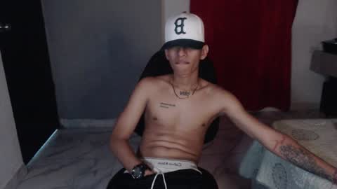 niklaus_wolf online show from 09-27-25, 02:38