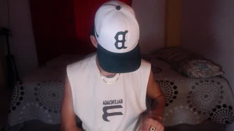 niklaus_wolf online show from 11-12-25, 08:08