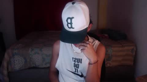 niklaus_wolf online show from 11-16-25, 02:39