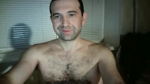 nikolas_vaz online show from 12-17-25, 09:32