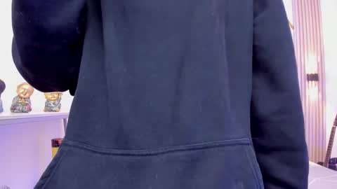    online show from 01-18-26, 03:54