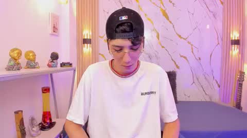    online show from 03-19-26, 04:38