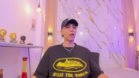    online show from 04-09-26, 04:01