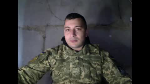 Snapshot of nikqredhot chatting on 02-19-25, 12:00 NikQRedhot online show from 02-19-25, 12:00