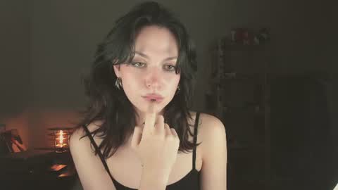Veronica online show from 06-22-26, 08:17