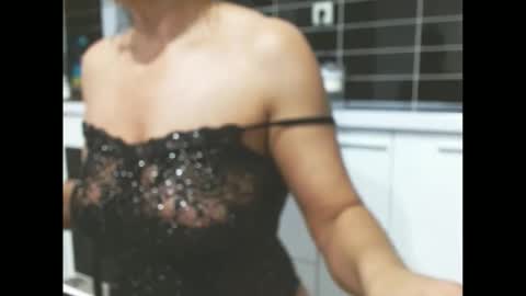 Snapshot of niky_sweet19 chatting on 11-05-25, 10:10 niky_sweet19 online show from 11-05-25, 10:10