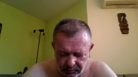 Snapshot of nikyo419 chatting on 07-04-26, 12:44 nikyo419 online show from 07-04-26, 12:44