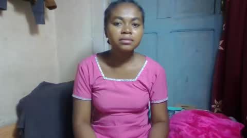 Snapshot of nilahmarie chatting on 04-21-26, 05:39 nilah online show from 04-21-26, 05:39