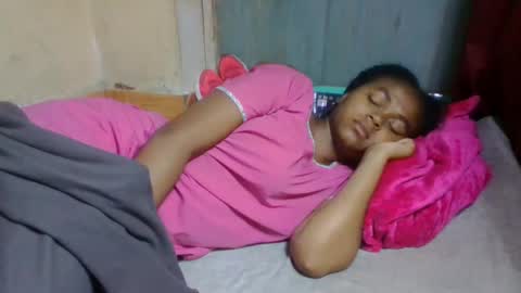 Snapshot of nilahmarie chatting on 04-26-26, 03:37 nilah online show from 04-26-26, 03:37