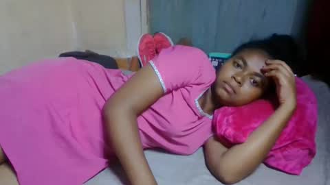 Snapshot of nilahmarie chatting on 04-27-26, 06:39 nilah online show from 04-27-26, 06:39