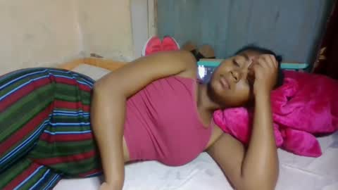 Snapshot of nilahmarie chatting on 05-02-26, 03:33 nilah online show from 05-02-26, 03:33