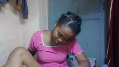 Snapshot of nilahmarie chatting on 05-07-26, 07:36 nilah online show from 05-07-26, 07:36