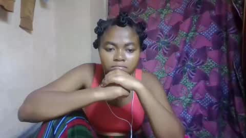 Snapshot of nilahmarie chatting on 06-02-26, 07:21 nilah online show from 06-02-26, 07:21