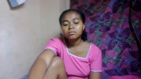 Snapshot of nilahmarie chatting on 06-08-26, 04:57 nilah online show from 06-08-26, 04:57