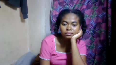 Snapshot of nilahmarie chatting on 06-16-26, 06:10 nilah online show from 06-16-26, 06:10