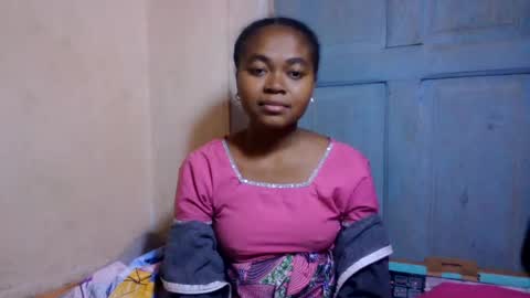 Snapshot of nilahmarie chatting on 07-10-26, 09:45 nilah online show from 07-10-26, 09:45
