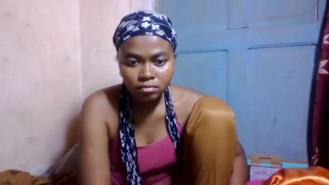 Snapshot of nilahmarie chatting on 07-14-26, 10:32 nilah online show from 07-14-26, 10:32