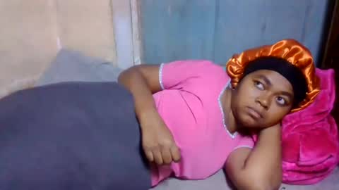 Snapshot of nilahmarie chatting on 07-16-26, 02:45 nilah online show from 07-16-26, 02:45