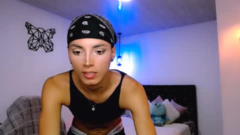 Snapshot of nilam217 chatting on 02-21-25, 02:28 Nilam online show from 02-21-25, 02:28