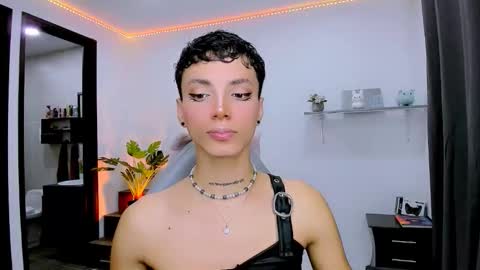 Snapshot of nilam217 chatting on 10-02-25, 11:45 Nilam online show from 10-02-25, 11:45