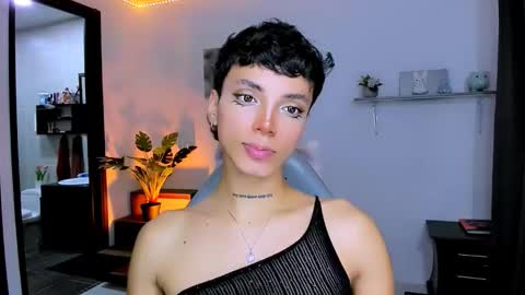 Snapshot of nilam217 chatting on 10-12-25, 12:31 Nilam online show from 10-12-25, 12:31